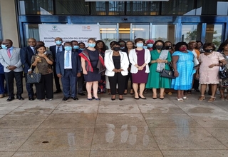 foto de familia reunión de validación del Estudio sobre la Violencia de Género en Guinea Ecuatorial.