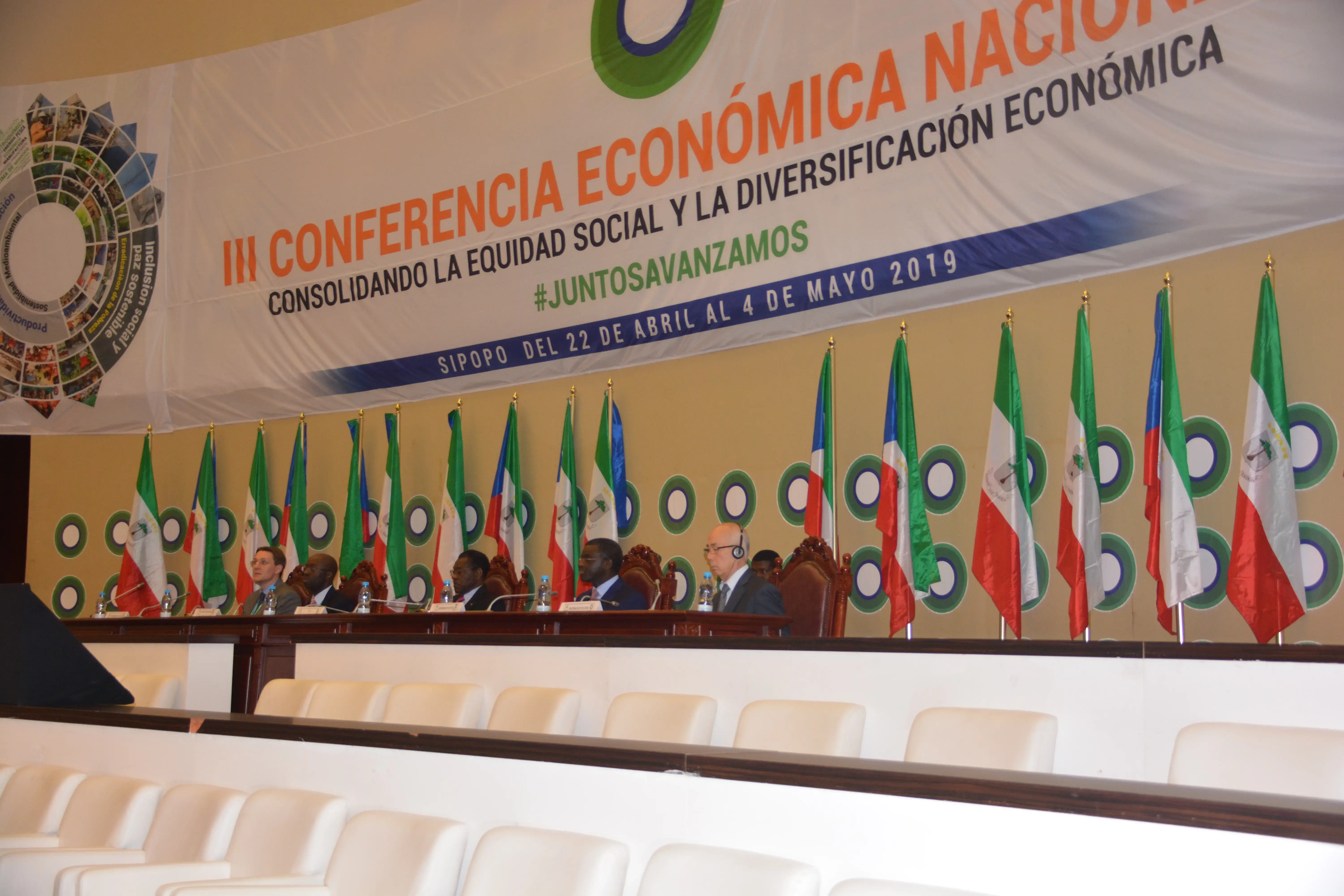 UNFPA Y GOBIERNO: Unidos por la III  Conferencia Económica Nacional para  examinar y debatir sobre el Empoderamiento de la Mujer, de la Juventud y el Dividendo Demográfico. 