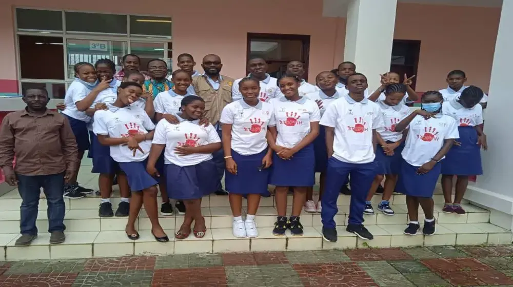 UNFPA y ONUSIDA Guinea Ecuatorial sensibilizan a los adolescentes y jóvenes del centro educativo de CANIGE en el marco de la celebración del Día de las Naciones Unidas 2022